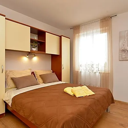 742 Hotel