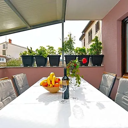 Hotel 742 Pula