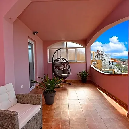 Hotel 742 Pula